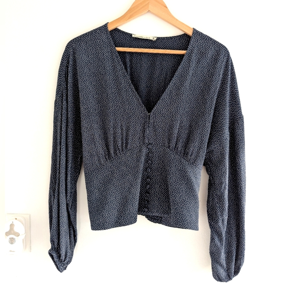 Abercrombie & Fitch Long Sleeve Navy Blouse Size Large